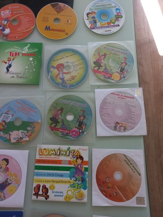 Cd uri educative clasa 1,2,3,4 matematica romana istorie muzica