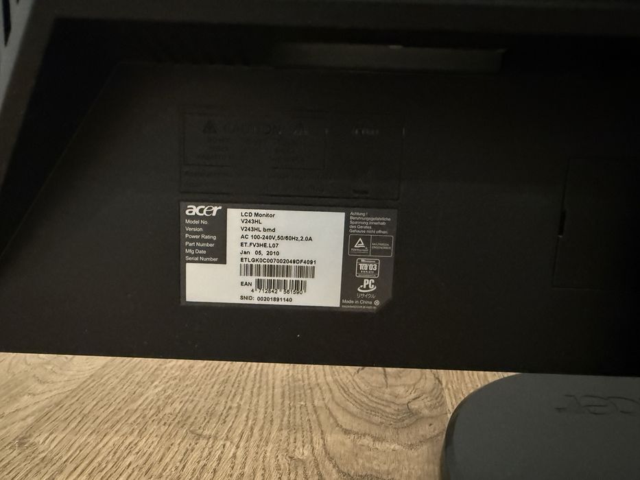 Acer V243HL – 24-инчов LCD монитор