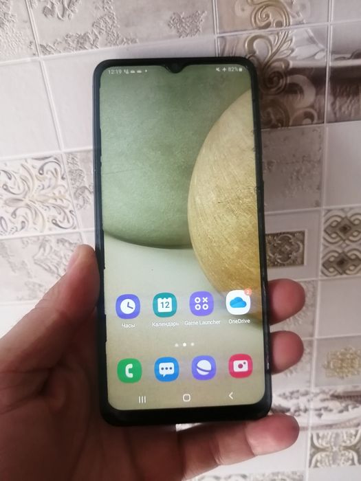 Продам телефон смартфон Samsung a12