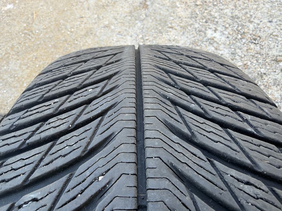 4бр. ОТЛИЧНИ Зимни Гуми С Борд 225/65R/17 -MICHELIN- DOT:3819- 7.4мм.+6.4мм.