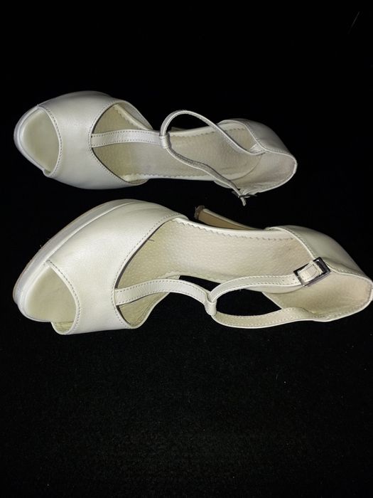 Pantofi mireasă piele