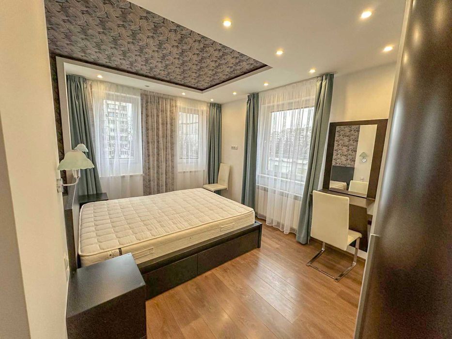 Дава се под наем Тристаен апартамент в София, Младост 4 - 99 кв.м за 820 € - Снимка #2