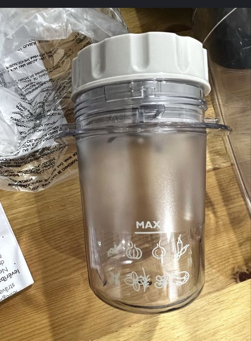 Блендер Philips продам черный