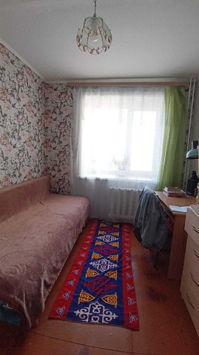 Продам 4-комнатную квартиру