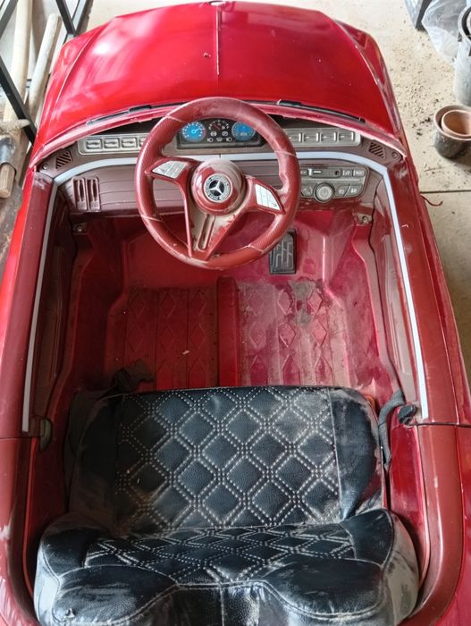 Продается детская машина для катания