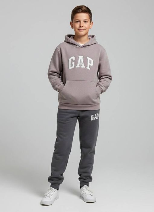 Спортивный утеплённый костюм