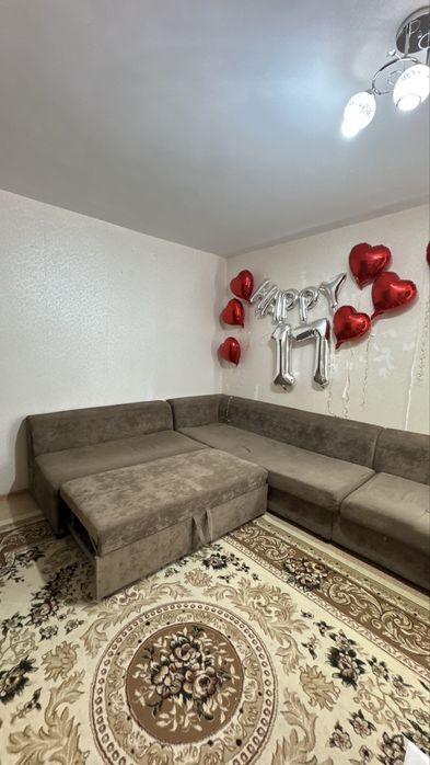 Продаю диван срочно