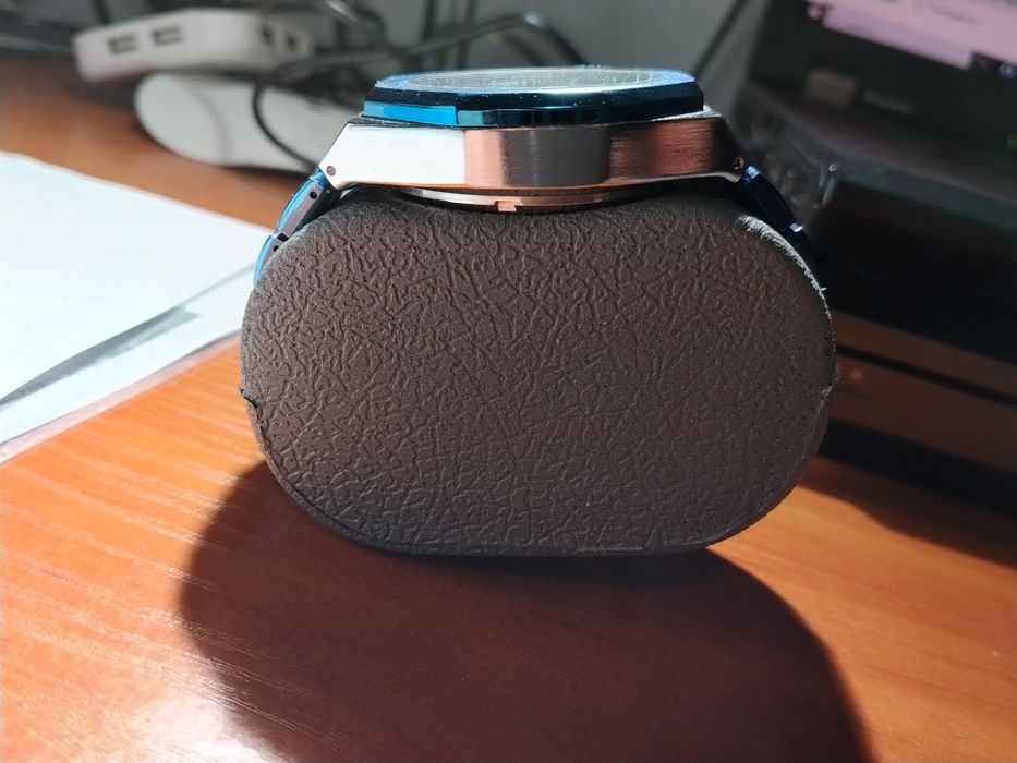 Автоматичен часовник тип скелетон в син цвят