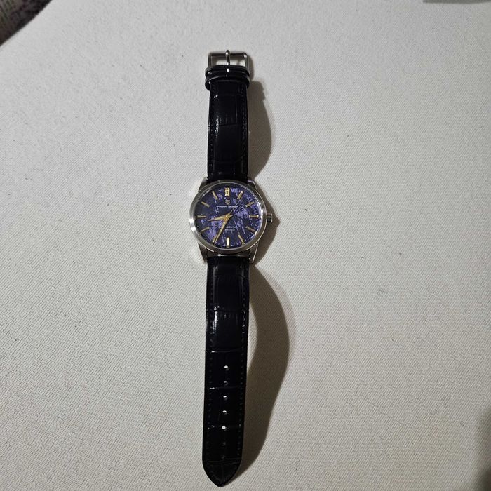 Продавам кварцов часовник Pagani Design със механизъм на Сейко VH31