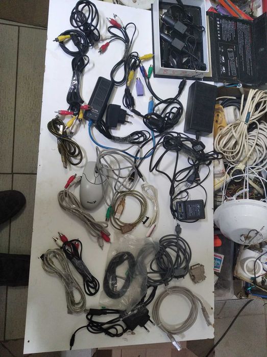 Шнуры разные для аппаратуры