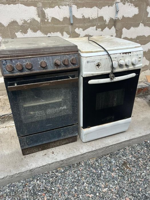 Продам газовую плиту