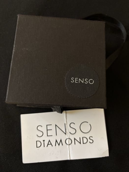 Колие от бяло злато с диамант