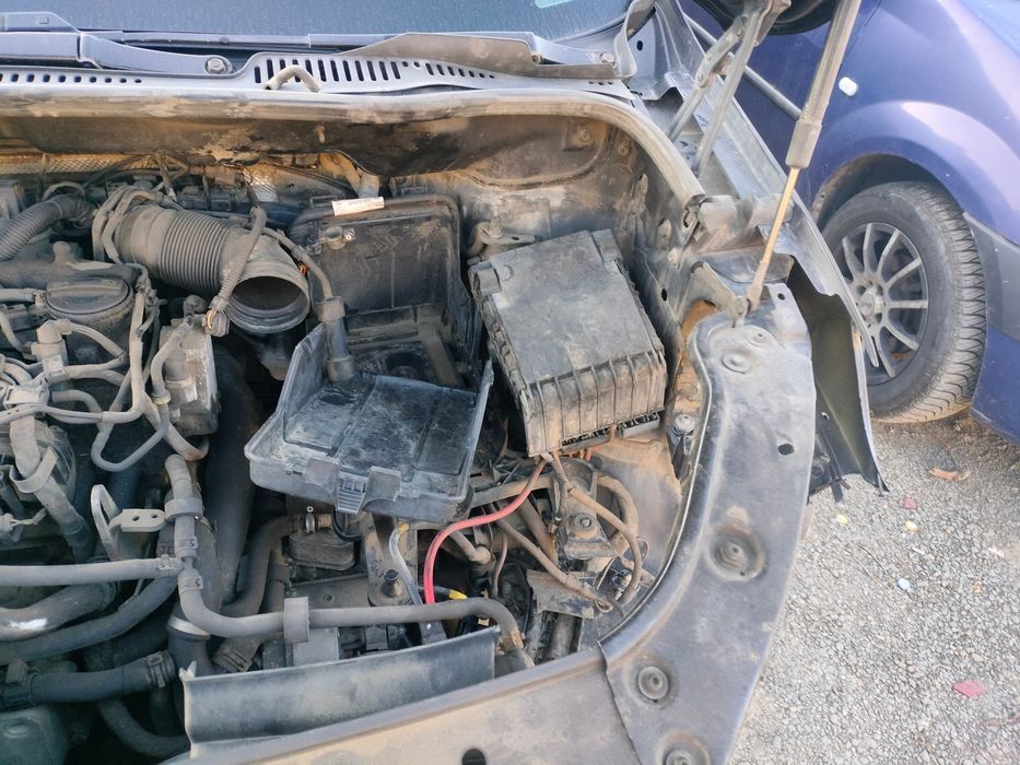 Dezmembrari VW CADDY 3 (2004-2015) 2.0 TDI 16V Motorina