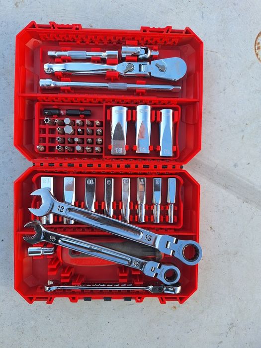 Trusa milwaukee 42 piese