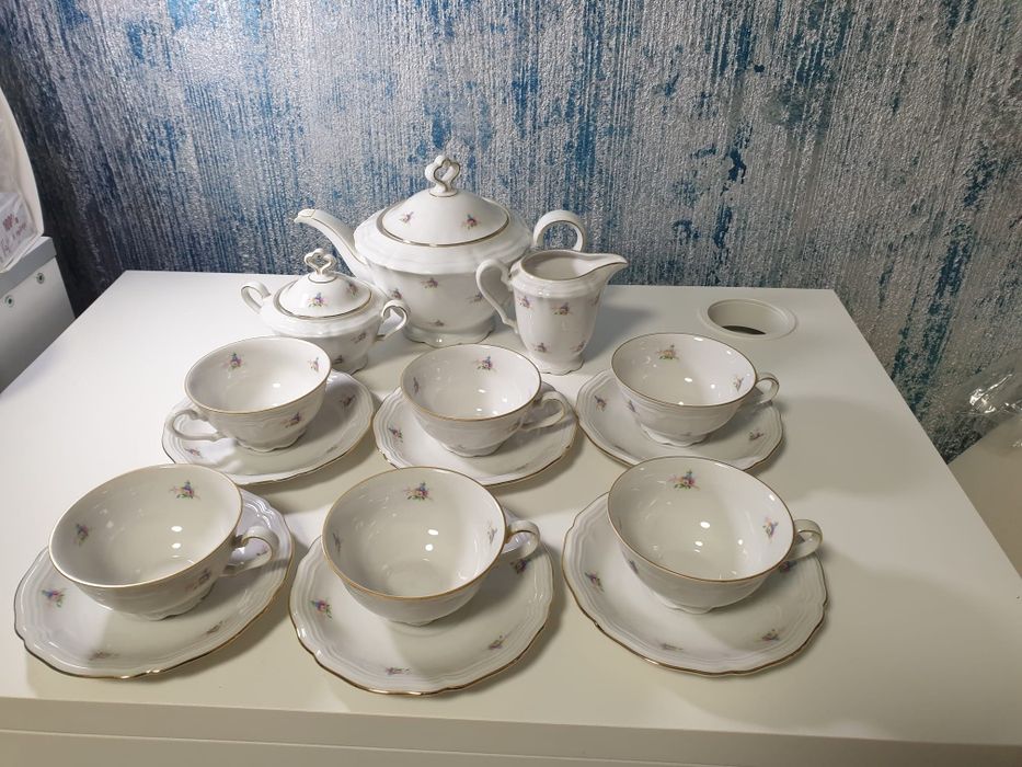 Set de boluri si cești porțelan