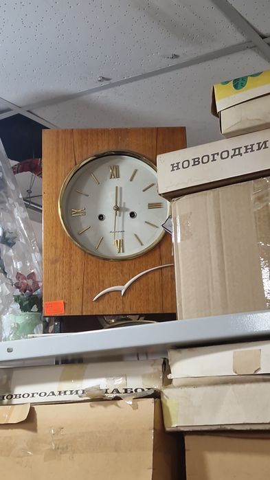 Продам часы советские