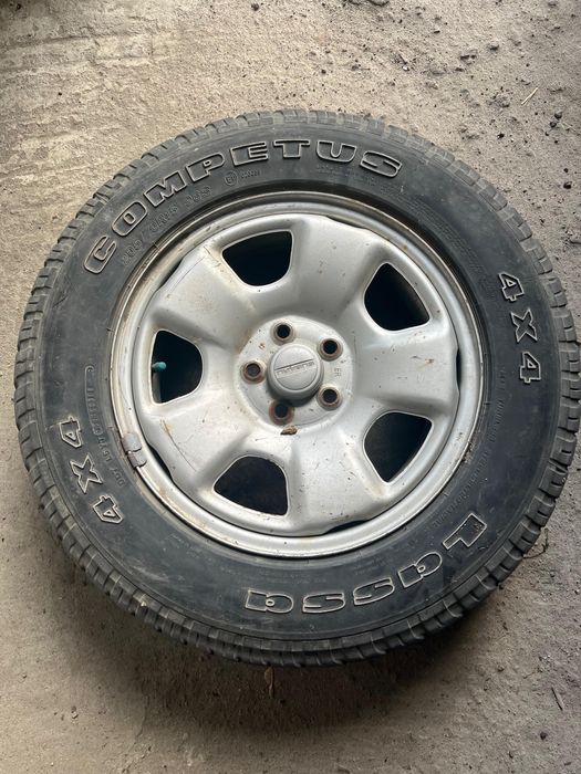 Продам шины 205/70 R15