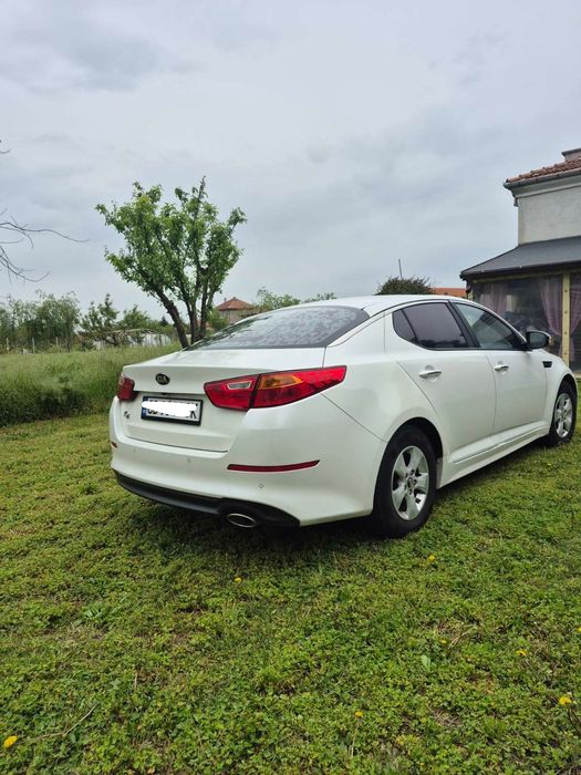 Kia K5 фабрична газ