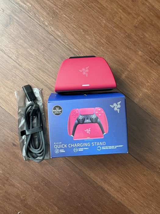 Razer Quick Charging Stand for PS5 DualSense Wireless