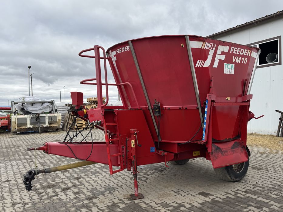 Remorca tehnologică /furajeră /Siloking/ Stoll 10 m3