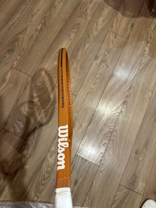 Racheta Wilson Blade v9, varianta noua Roland Garros! Noua!