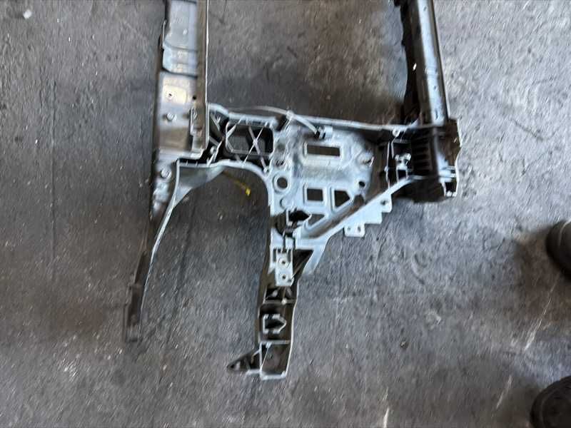 Телевизор Genesis G80 2016