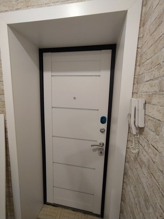 Установка Дверей