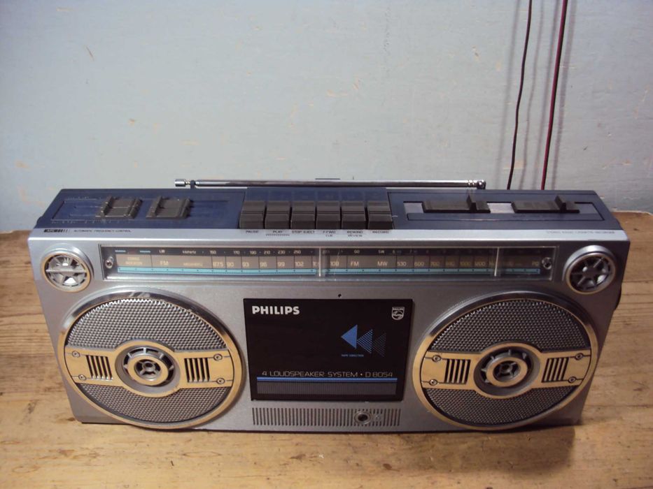 radio casetofon PHILIPS D8054,functional