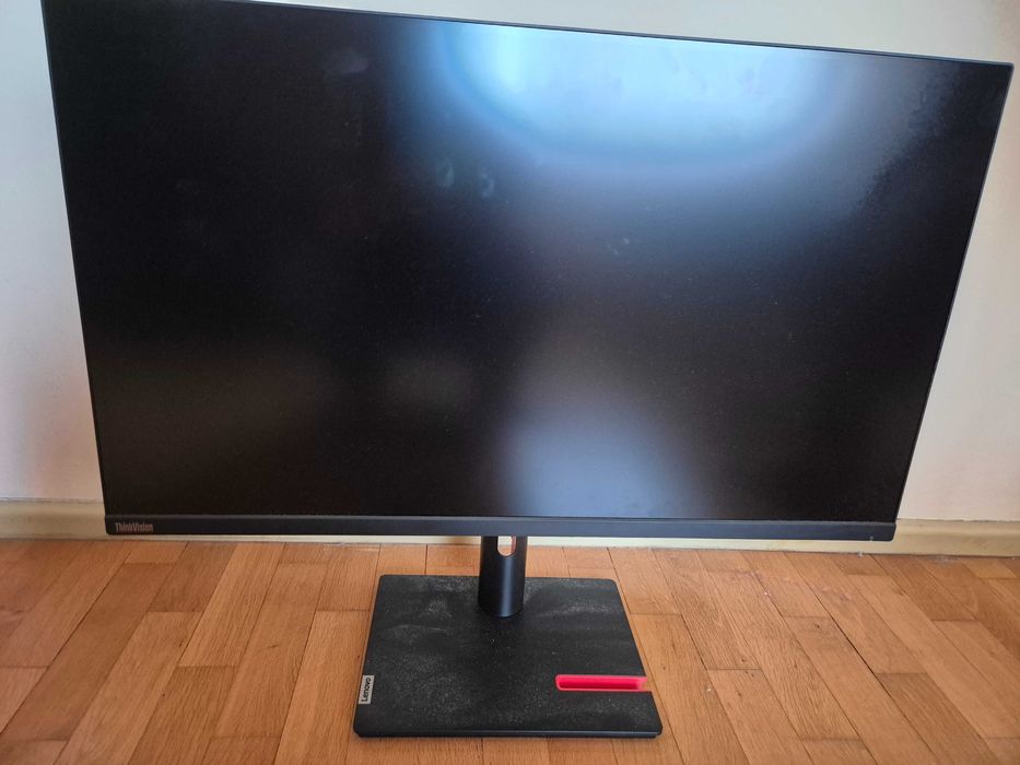 Монитор Lenovo ThinkVision