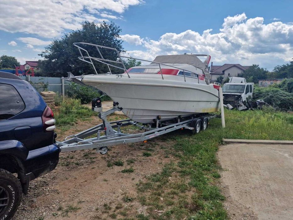 BARCA GOBBI 23 CABIN , 2 motoare Volvo Penta 214 KW an 2005 variante auto