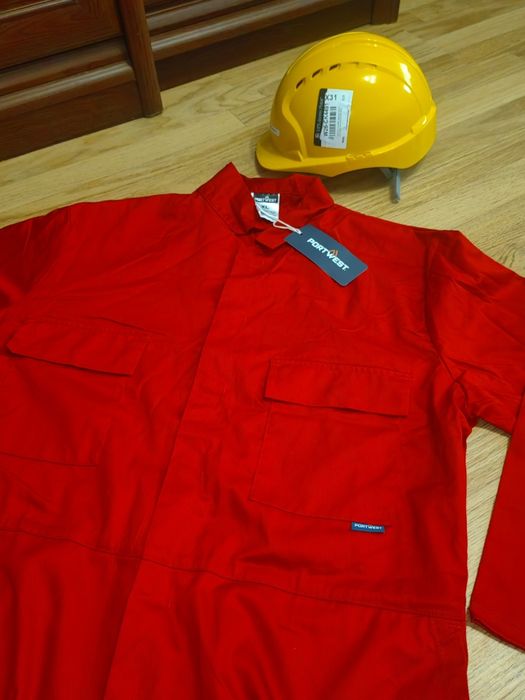 Combinezon de lucru PORTWEST mărimea XL (Nou cu etichetă) + Cască protecție cadou