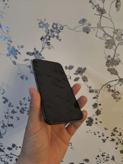 Iphone 16e 128gb БАРТЕР