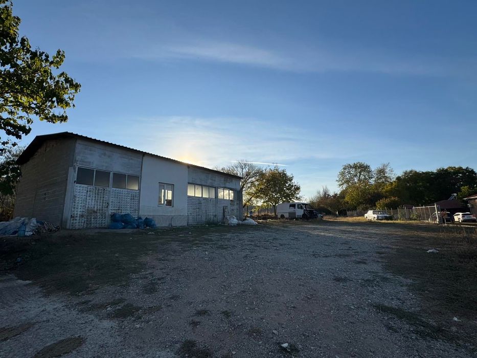 Продава се Промишлена сграда в Петрич - 940 кв.м за 46 €/кв.м - Снимка #2