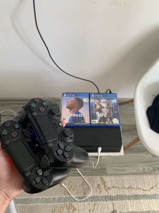 продам ps 4 slimky 1 tb