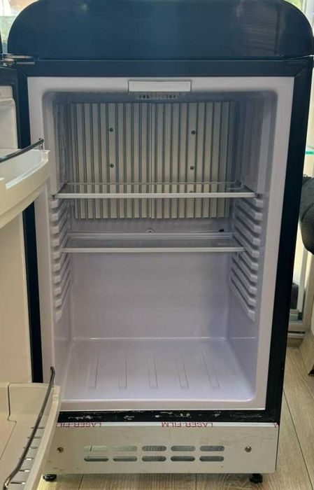 Хладилник SMEG FAB5LBL