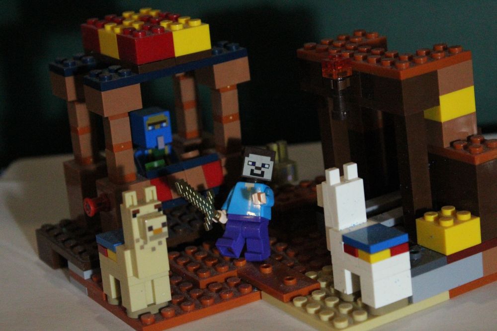 Logo Minecraft "Торговый пост" конструктор