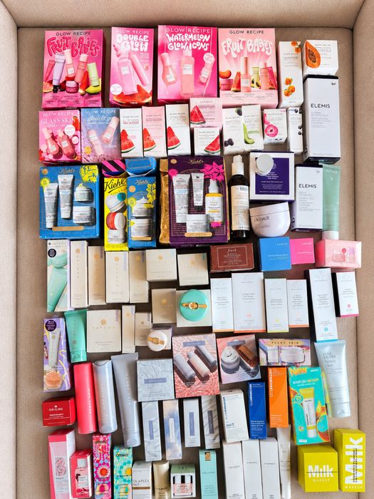 Бяла козметика Tatcha, Bobbi Brown, Laura Mercier, Guerlain, HudaW