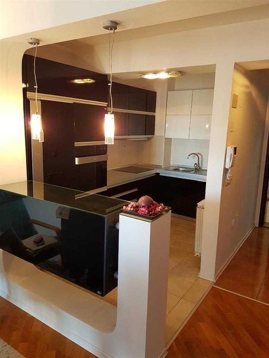 Дава се под наем Двустаен апартамент в Бургас, Меден рудник - зона А - 53 кв.м за 204 € - Снимка #1