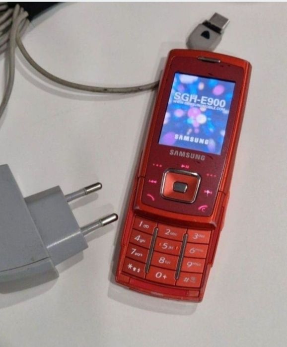 Telefon Samsung slide perfect funcțional