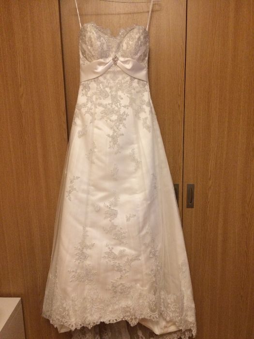 Vand rochie de mireasa Maggie Sottero Couture model exceptional