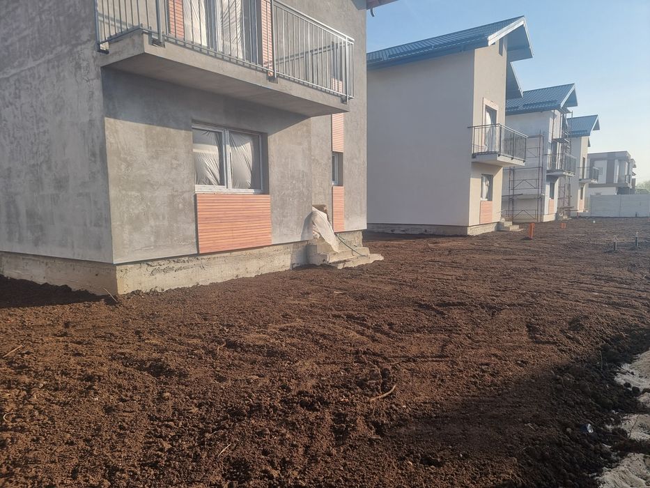 Amenajari Gradini, Insamantare cu gazon ,Gazon artificial ,Gazon rulou