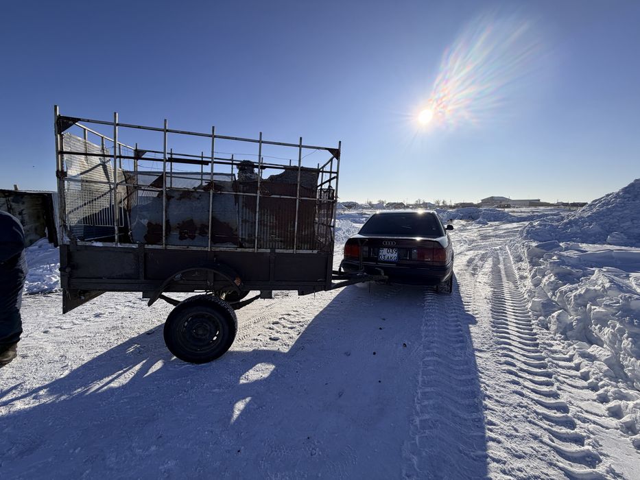 Продам прицеп легковой коневозка