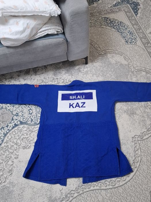 Кимоно sakura.В идеальном состояни