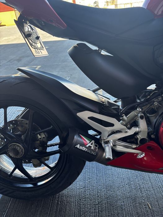 2024 Ducati Panigale V2