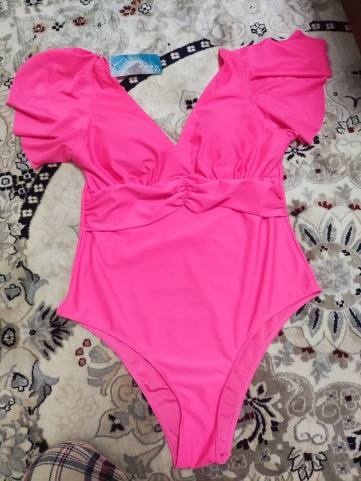 Купальник на 50 размер производства Китай