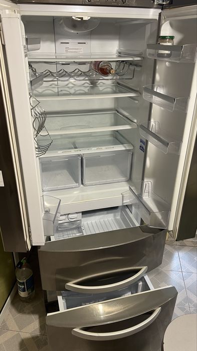 Хладилник  Хотпойнт /Hotpoint/ (Голям) Inox, Total No Frost