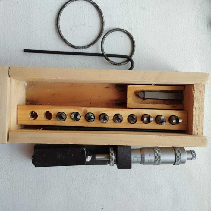 Микрометр с набором концевых мер. СССР