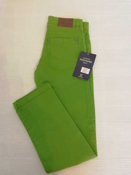 Нов детски панталон Mayoral, за момче на 8 години.