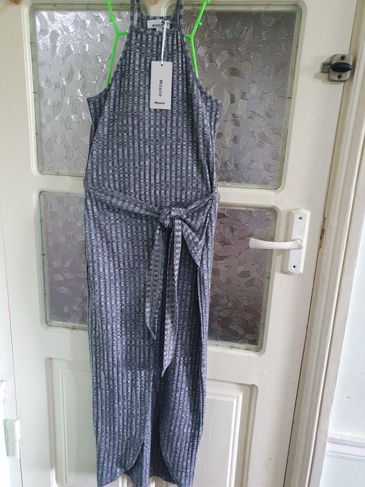 Продаётся новое платье