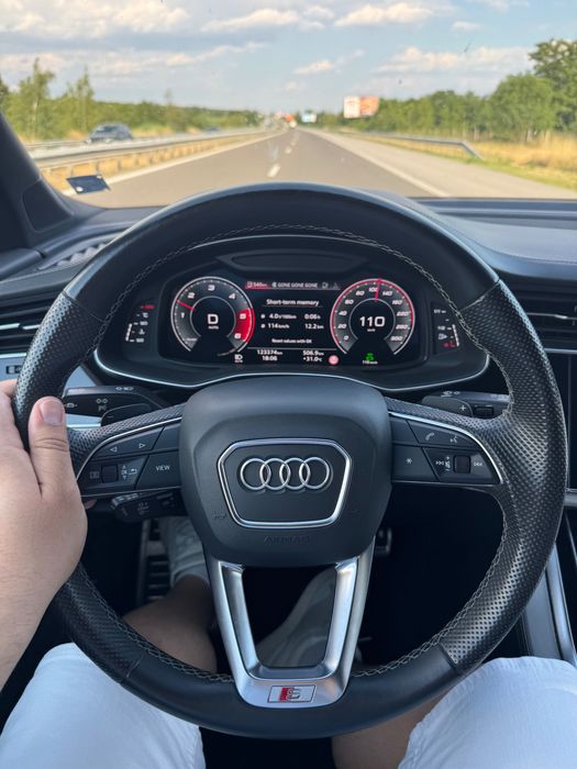 Audi Q7 s line 5.0 tdi